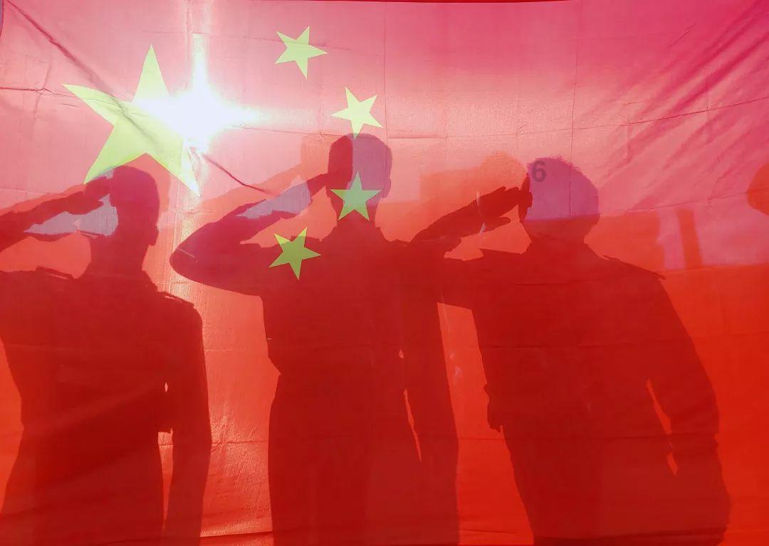 国企男子出国猎艳,被间谍威胁沦为傀儡