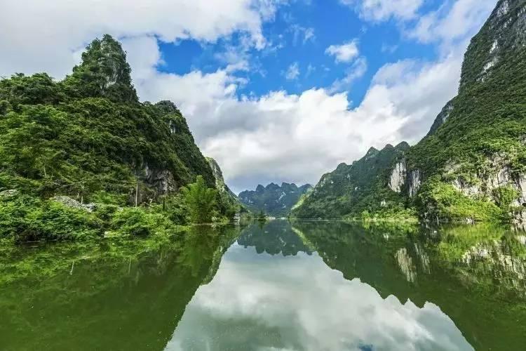 滕州市：交通执法开启“春运模式” 护航群众春节安全出行
